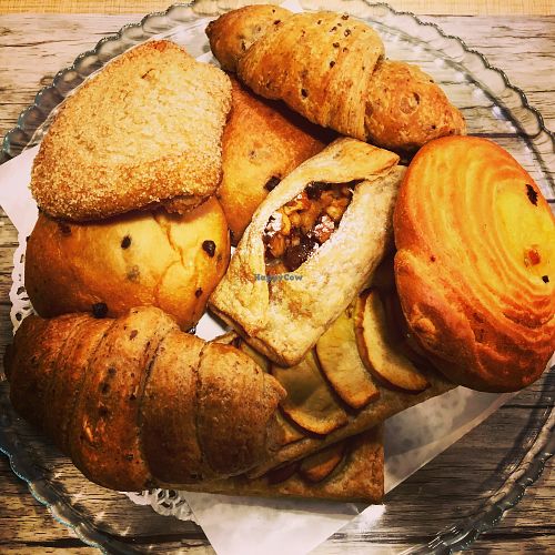 Crueltyfree, organic, vegan, Bologna  at Pasticceria Canape in Bologna