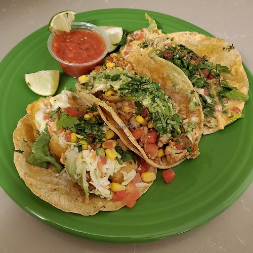 Tacos at Más Veggies Taqueria in Laguna Niguel