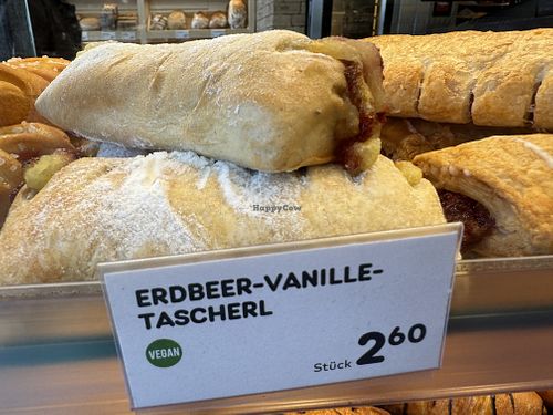 danish  at Anker - Schwedenpl  in Vienna