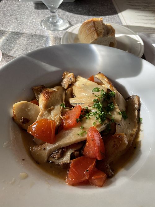 Mushrooms  at Pineapple's in Hilo