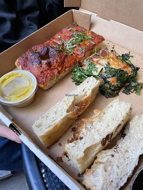 Pizza Friendly Pizza Chicago Illinois Restaurant HappyCow