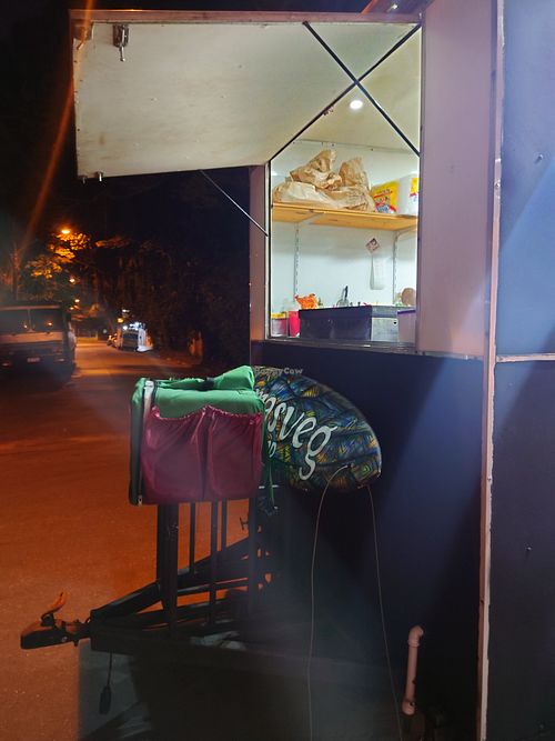 NAMASVEG Food truck at Namasveg Plant Food in Ubatuba