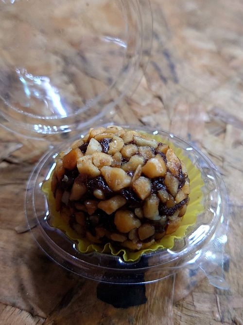 Brigadeiro with peanut topping at Namasveg Plant Food in Ubatuba