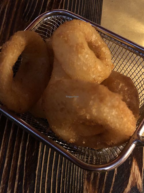 Fried onion rings  at Niu' in Tavagnacco
