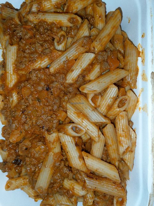Penne Mit Sonnenblumenhack-Bolognese at Charlie Streetfood Events in Weil Am Rhein