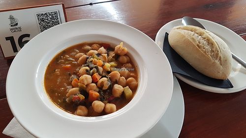 Ⓥ Vegan ‘Ropa Vieja’, fried chickpeas mixed with spices and vegetables 8.50 at Cactus Garden in Lanzarote
