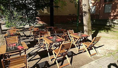terrasse at Au Clair de Lune in Grenoble
