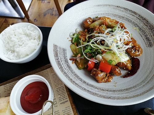 Kung Po veg at Vegan World Peace by Loving Hut in Reykjavik