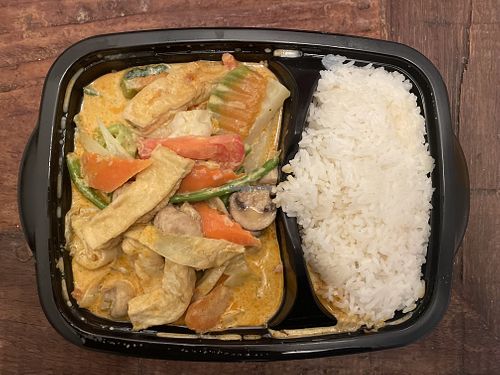 Vegetable Bhuna with extra tofu at Saigon Food & Trend in Hannover