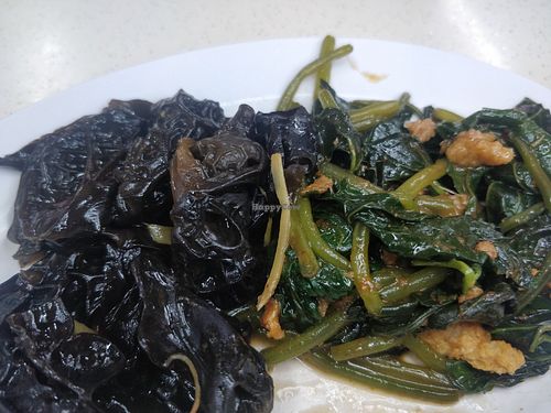 Black fungus and sweet potatoes leaves at Supreme Vege 善心缘 - Jurong E in West Singapore