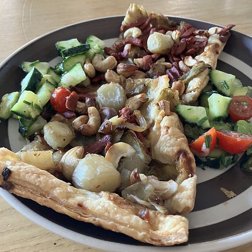 Plaat taart met witlof, speckjes en cashewnoten   at De Groene Gevel in Woerdense Verlaat