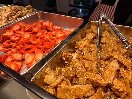 Buffet spread
Photo by Henry Lau aka Mr Purple at Makan Vegan 斋这里 - Commonwealth in Central Singapore