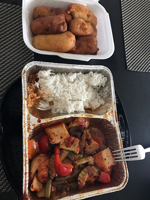 Tofu Sa Ot and Chuoi Chien at Com Nieu in Leipzig