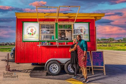 truck at Random Sht Vegan in Keller