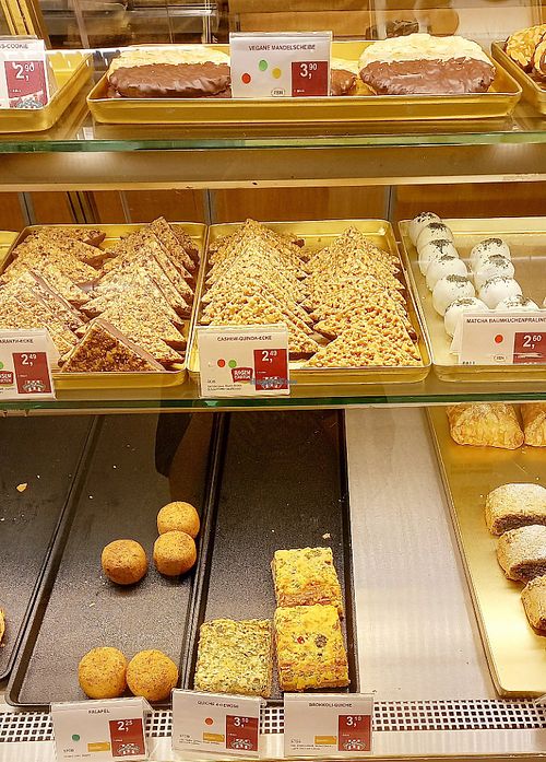 grüner punkt = vegan at SuperBioMarkt - Friedrichstraße in Dusseldorf