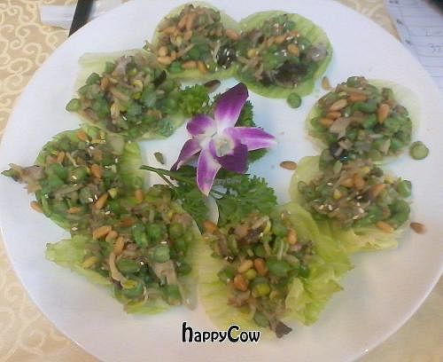 Lettuce veggies at Ah Sin Vegetarian in Kowloon