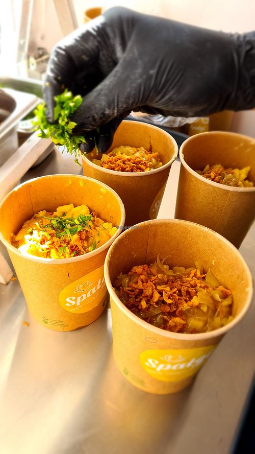 Kässpatzen Original
Or with a topping:
Italian (Ferner, Zucchini, Bell Pepper)
French (White Wine, Leak, Sour Cream) at Spatzi in Pfronten