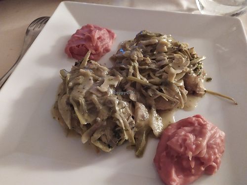 Seitan con carciofi 🧆 at Ad Gallias in Bard