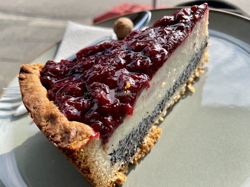 cake at Südlicht Cafe in Cologne