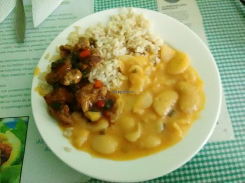 Giant lima beans, brown rice, seitan nuggets at Las Mercedes in Trujillo