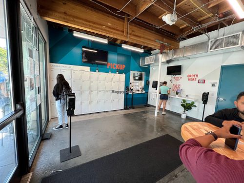 Order online pickup at window.  One window for pickup multiple kitchens supplying food (vegan and non vegan) Ok at The Sexxy Mexxy in San Jose