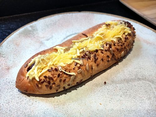 Hot dog at Land & Monkeys - Pernety in Paris