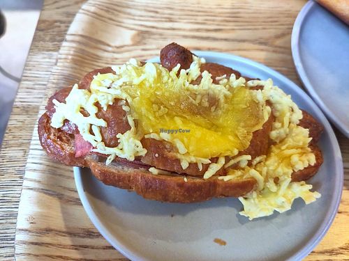 Ham and cheese croissant at Land & Monkeys - Pernety in Paris