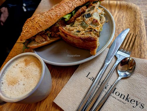  at Land & Monkeys - Pernety in Paris