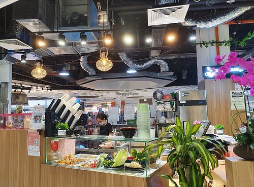 Restaurant exterior
Photo by Sam Lama at Veggie House 一芳 - Simei in East Singapore