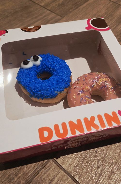 Cookie Blue & Strawberry Sprinkels at Dunkin' in Roermond