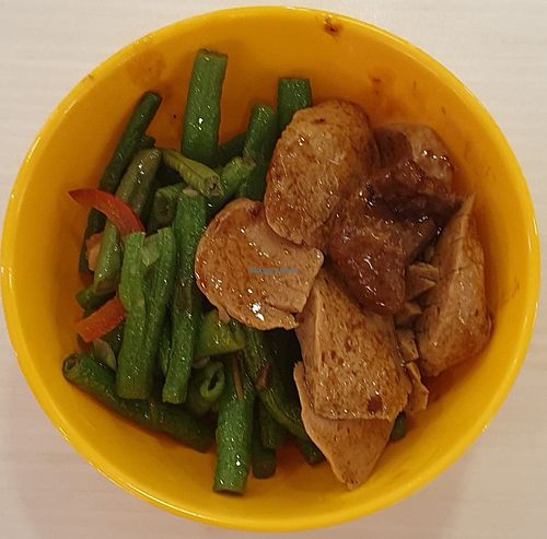 Long bean and mock meat
Photo by Sam Lama at Makan Vegan 斋这里 - Bukit Batok in West Singapore