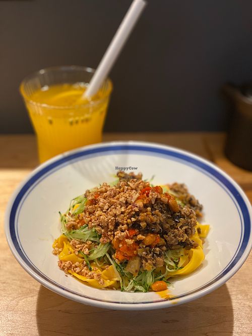 Image of Zhī Zhú 知竹