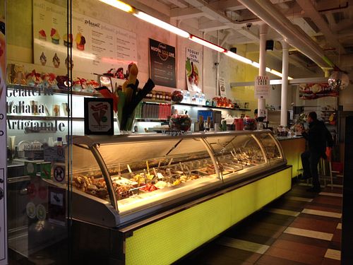 Inside  at Gelaaati di Marco in Barcelona