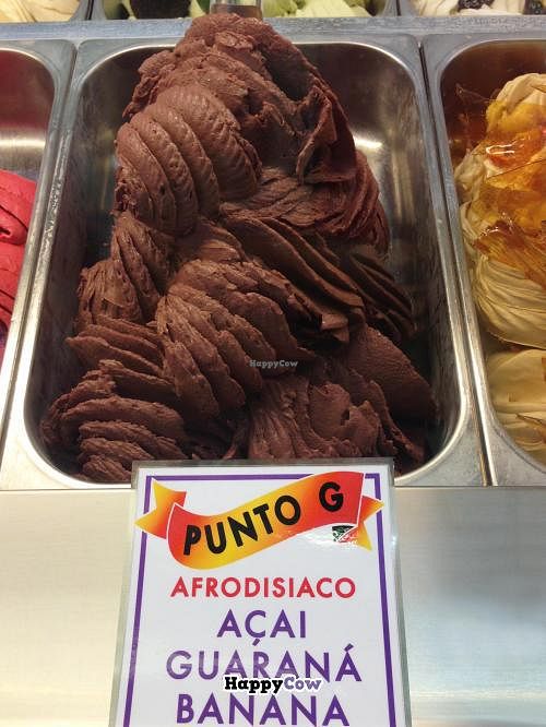 Brazilian Acai with banana and guaraná at Gelaaati di Marco in Barcelona