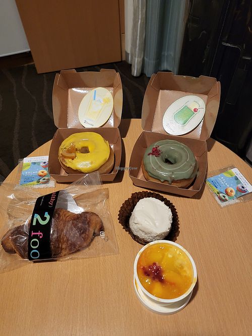 chocolate croissant, cheesecake w mango passionfruit, donuts at 2foods - Shibuya Loft in Tokyo
