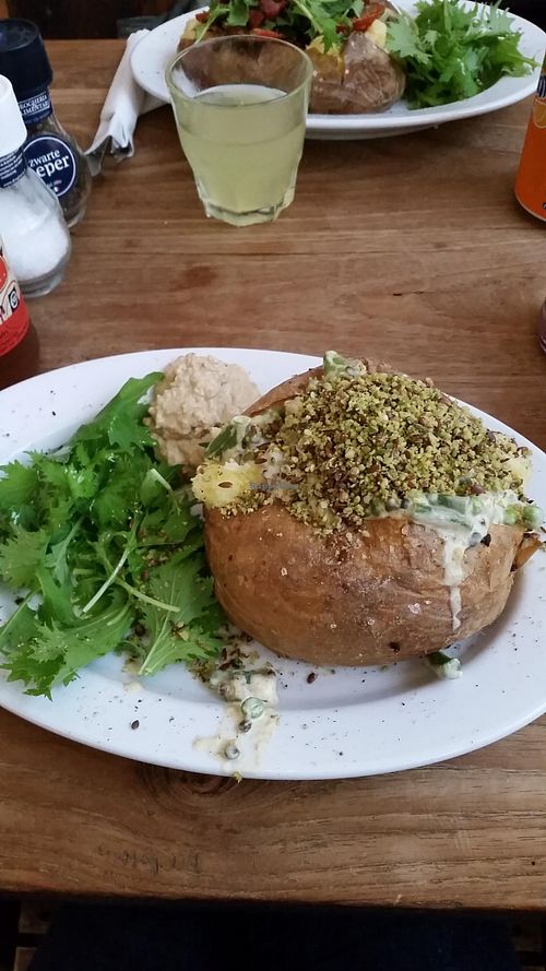 green curry with dukkah at Jacketz in Leiden