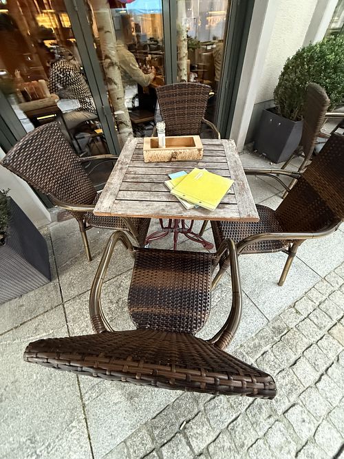 outside  at Hans im Glück  in Chemnitz