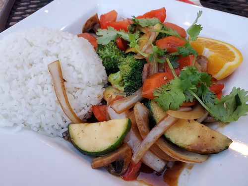 California style stir fry at Thai Sapa in Springdale