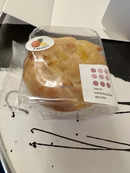 Pineapple muffin  at The Vegan Marshmallooow in Tokyo