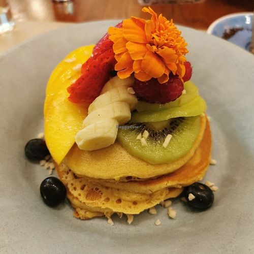 Vegan pancakes at Faire Brunch & Drinks in Barcelona