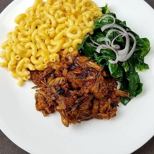 barbecue jackfruit, mac & cheese, braised collard greens  at Plant Power Nashville  in Brentwood