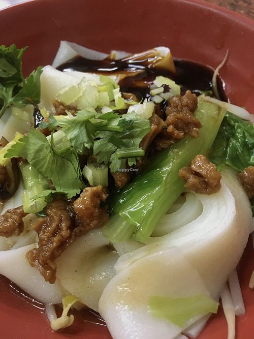 Vegan Hakka bantiao noodles  at Wǔ Zhàn SùShí MiànGuǎn 午棧素食麵館 in Nanzhuang