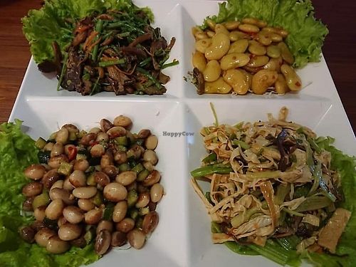 image of WōNiú Shū Shí 蝸牛蔬食 - Snail Sufood