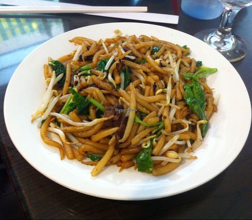Fried noodles at Evergreen Vegetarian - Phsar Chas in Phnom Penh