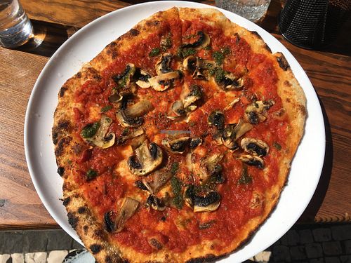 Funghi marinara at Intz48 Coffee Roasters Azores in Sao Miguel