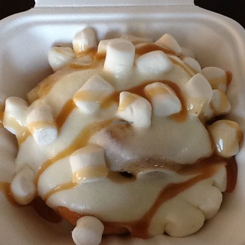 Butter beer cinnamon bun at Cinnaholic in Berkeley