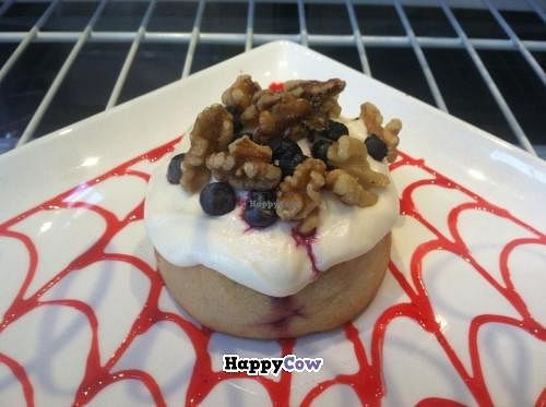 Blueberry walnut cinnamon roll at Cinnaholic in Berkeley