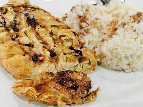 Roasted Chicken Rice at Bao Su Zhai 寶素齋  in Northeast Singapore