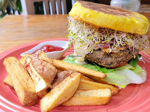 Lentil burger at Yum Yum San Pancho in San Francisco