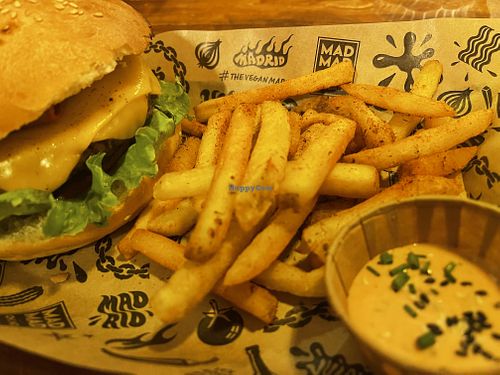 Hamburguesa con patatas   at Mad Mad Vegan - Lavapiés in Madrid